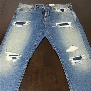 Lucky Brand Men’s 110 Slim Destroyed 32x32 NWT!